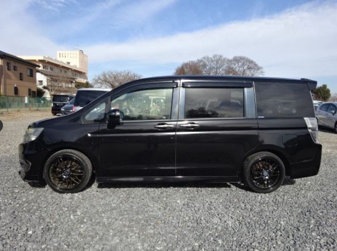 2013 Honda Stepwagon Spada